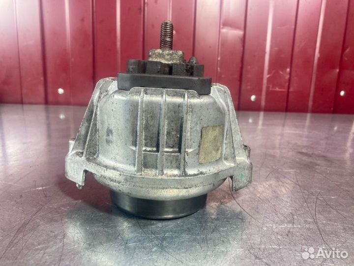 Подушка крепления двигателя Bmw 1 Series E87