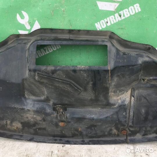 Накладка (кузов внутри) Рено Сценик 2