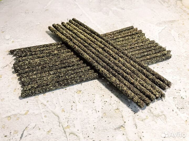 Черные восковые свечи