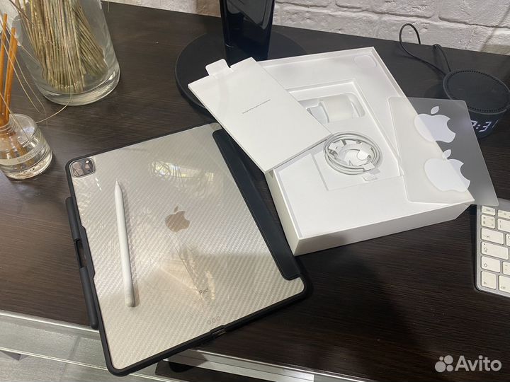 iPad Pro 12.9 2020 256gb + apple pencil 2