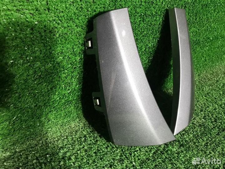 Накладка переднего бампера левая Mercedes C w205