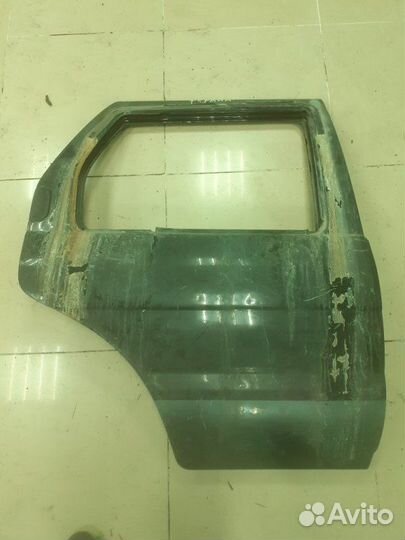 Дверь задняя правая Nissan Terrano lbyd21