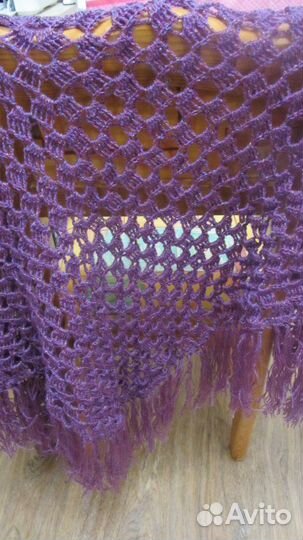 Шаль вязанная новая