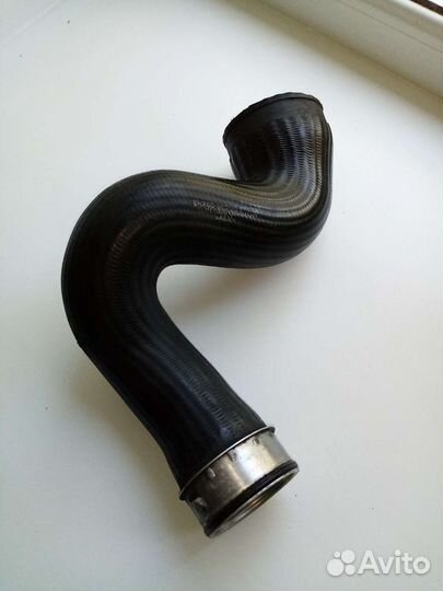 Патрубок интеркулера