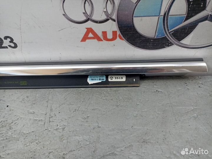 Молдинг стекла задний правый Audi A6 С7 3.0 CGW