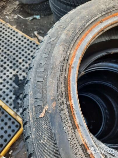 GT Radial Champiro UHP AS 205/55 R16 89S