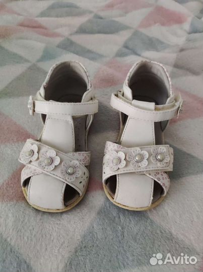 Босоножки для девочки