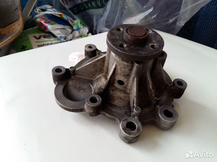 Помпа (водяной насос) mercedes