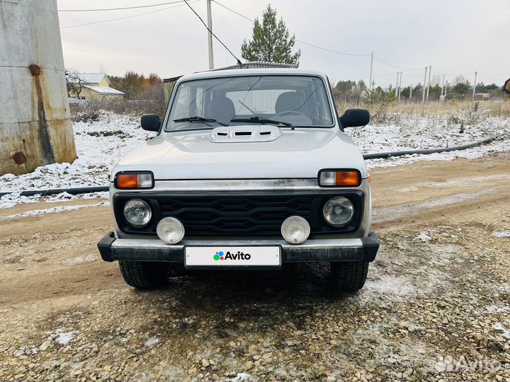 LADA 4x4 (Нива) 1.7 МТ, 2010, 159 000 км