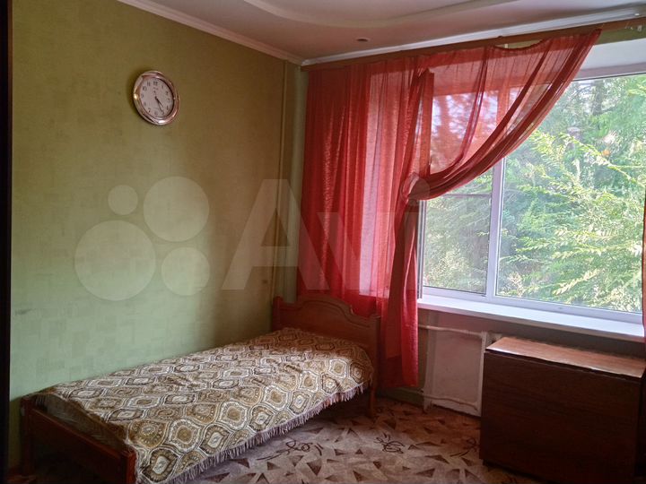 Комната 25 м² в 3-к., 5/6 эт.