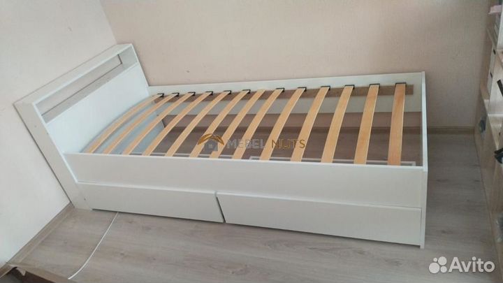 Кровать ожноспальная с ящиками