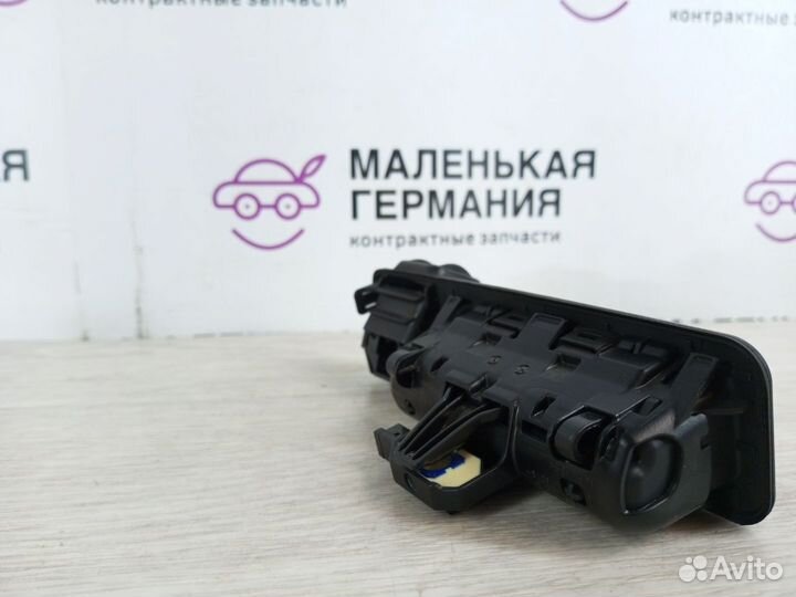 Кнопка открытия багажника BMW X3 G01 G20 2020