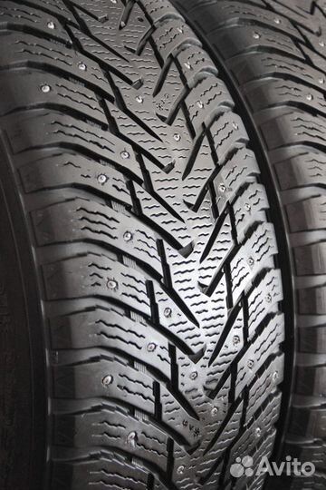 Nokian Tyres Hakkapeliitta 8 SUV 245/60 R18 109T