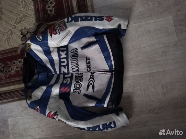 Мотокуртка кожаная мужская с защитой 52/50