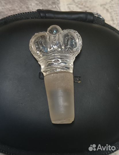 Стеклянная пробка от духов 