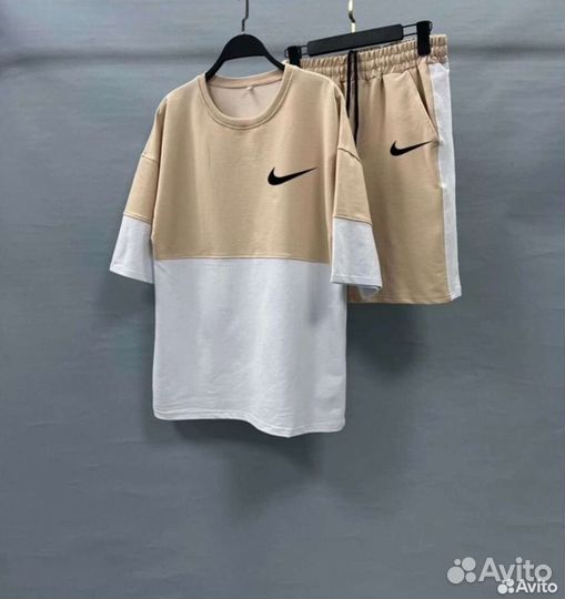 Спортивный костюм шорты и футболка