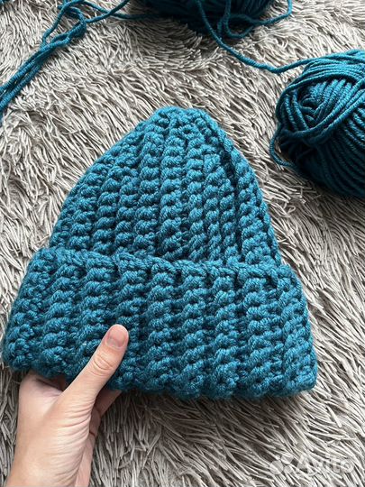 Шапка женская вязаная ручная работа