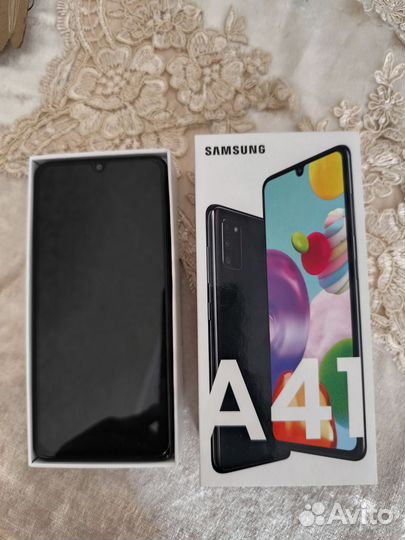 Samsung Galaxy A41, 4/64 ГБ