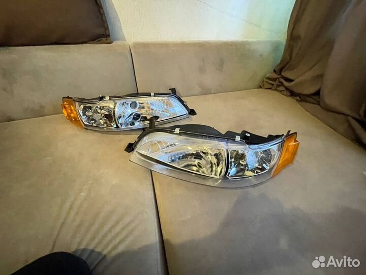 Фары / Повторители (Новые) Комплект Mark 2 jzx90