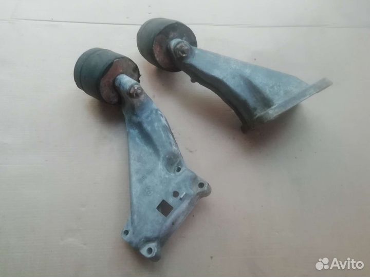 BMW E-28 Кранштейны м20б20