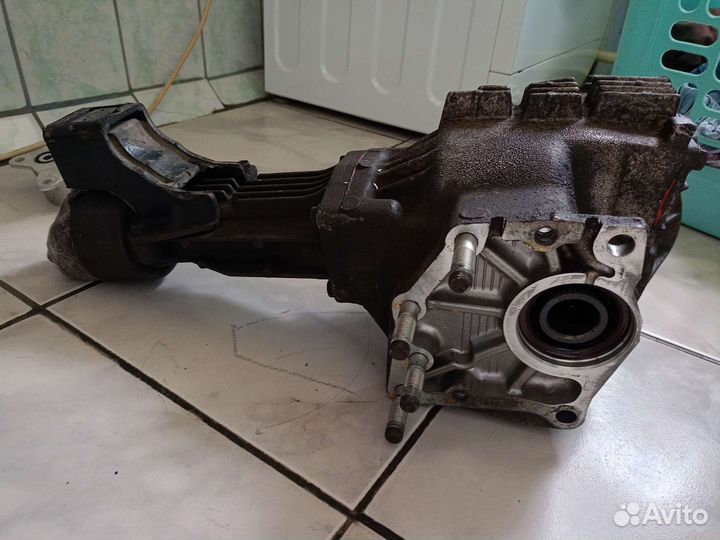 Редукторна toyota fielder 2010года