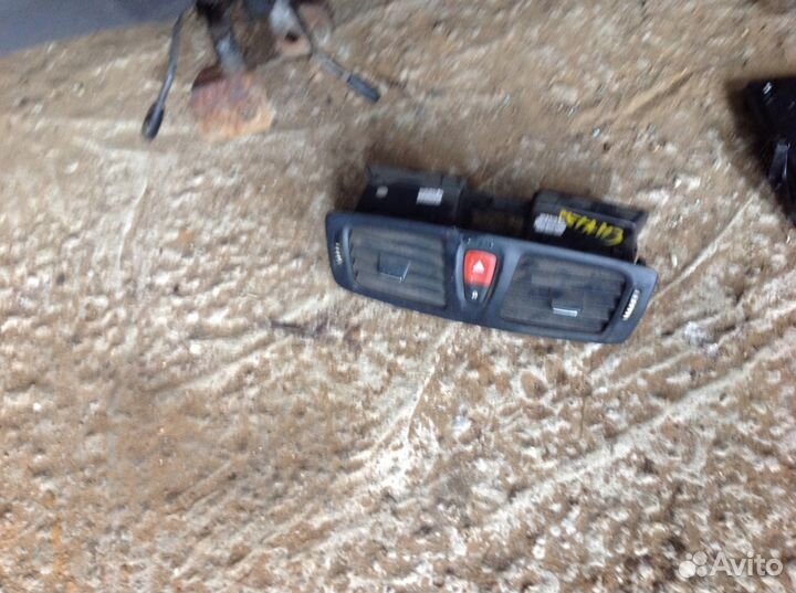 Щиток, климат, магнитолу для Рено Меган 3