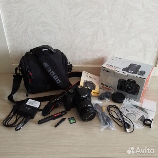 Фотоаппарат Canon eos 550d