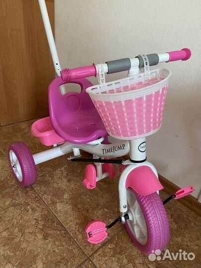 Трехколесный велосипед