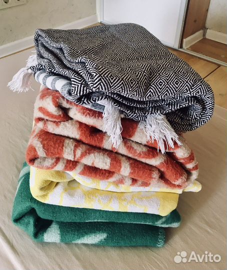 Одеяла покрывала разные