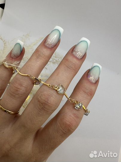 Маникюр, педикюр, наращивание ногтей