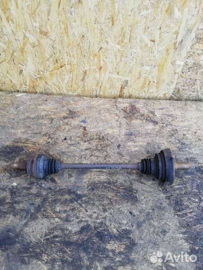 Полуось задняя правая Mercedes-Benz E-Класс