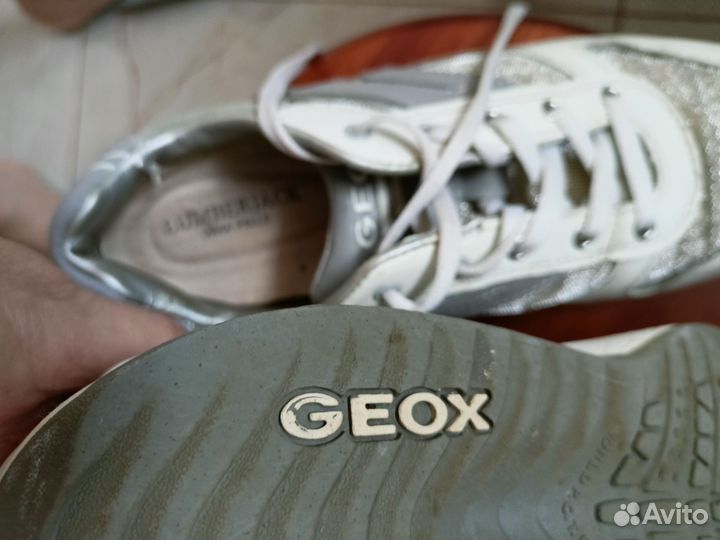 Кроссовки женские geox 38