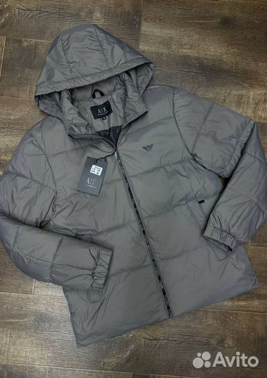 Легкие куртки Armani универсальные