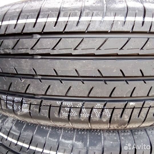 Yokohama BluEarth-GT AE-51 215/60 R16