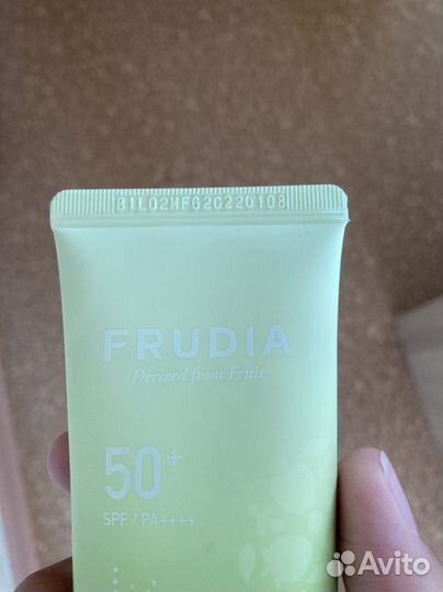 Солнцезащитный крем frudia spf 50