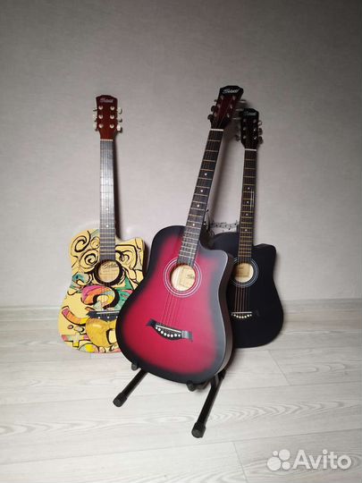 Акустическая гитара