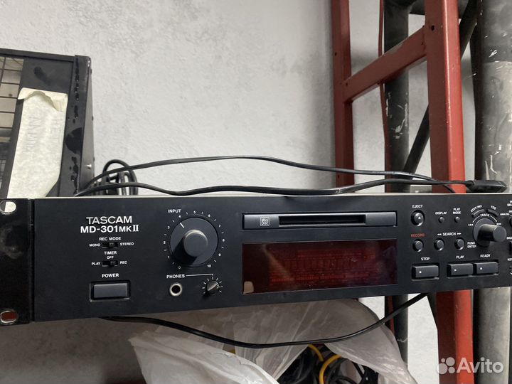 MD-проигрыватель Tascam MD 301mkII