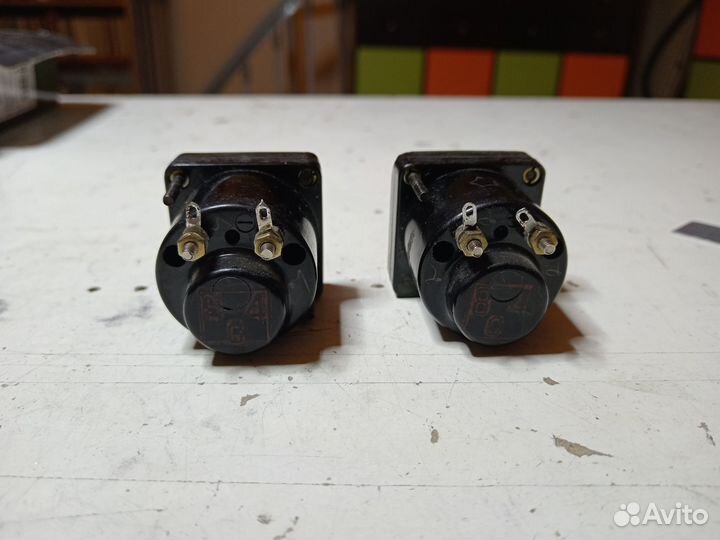 Стрелочные индикаторы СССР разные