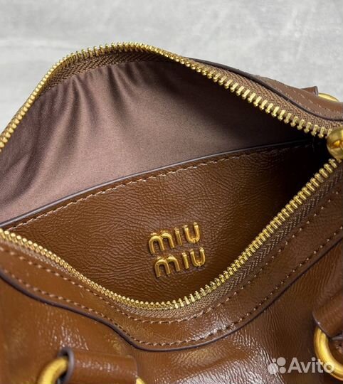 Сумка с ручками натуральная кожа MIU MIU