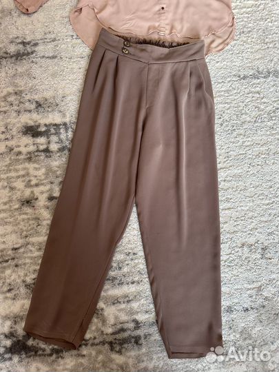 Костюм женский