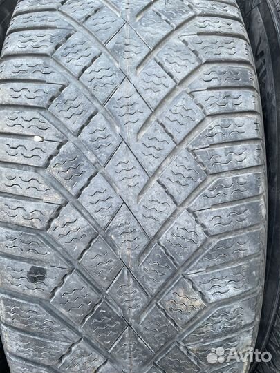 Continental ContiVikingContact 7 215/65 R17