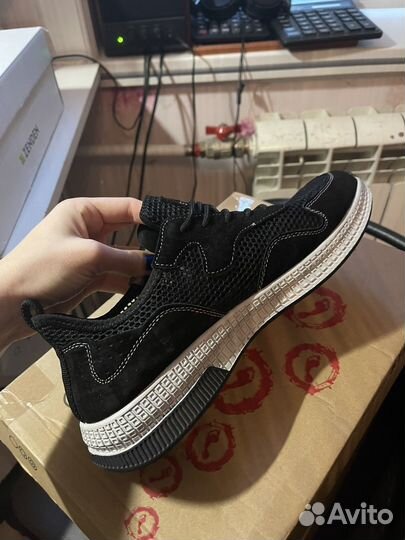 Кроссовки мужские