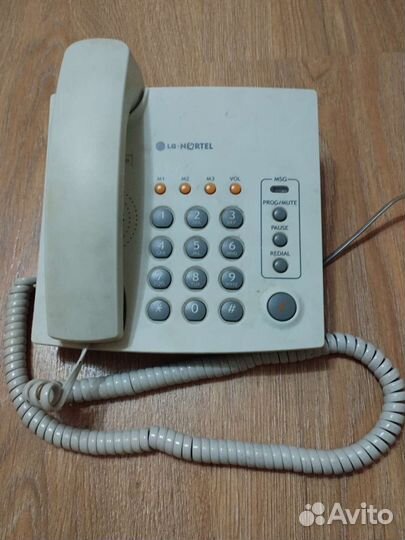 Стационарный телефон