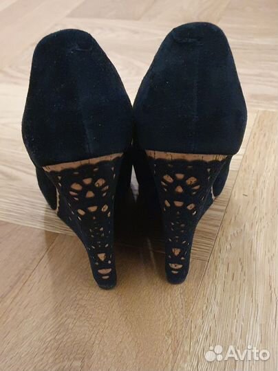 Туфли чёрные на танкетке 37