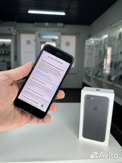 iPhone 7, 32 ГБ