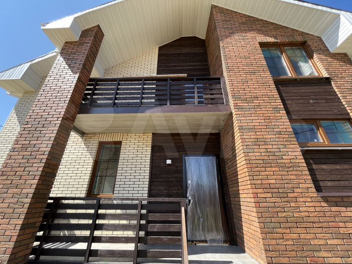 Дом 118 м² на участке 4 сот.