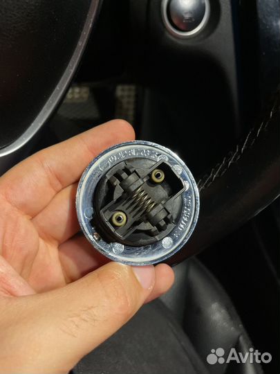 Эмблема mercedes на капот