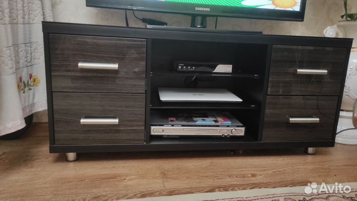 Тумба под тв