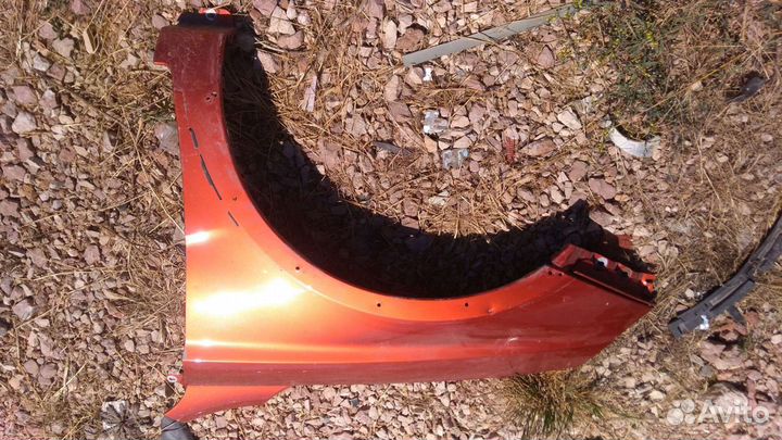 Крыло переднее левое Веста Кросс