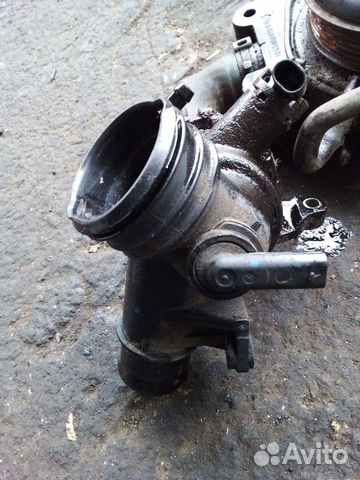 Корпус, термостат Mercedes 2,2 2,1d om651